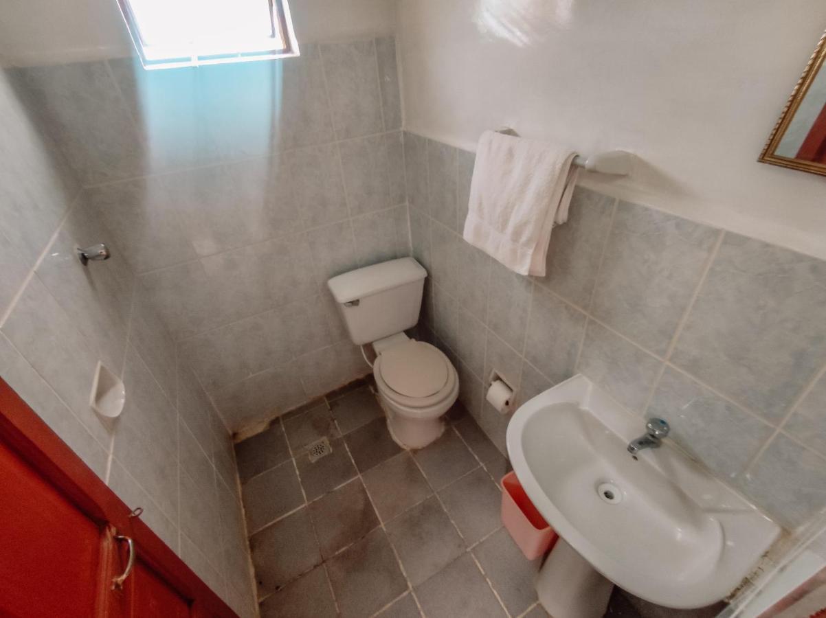 Inti Wasi Lodge Comunidad Yumani Buitenkant foto